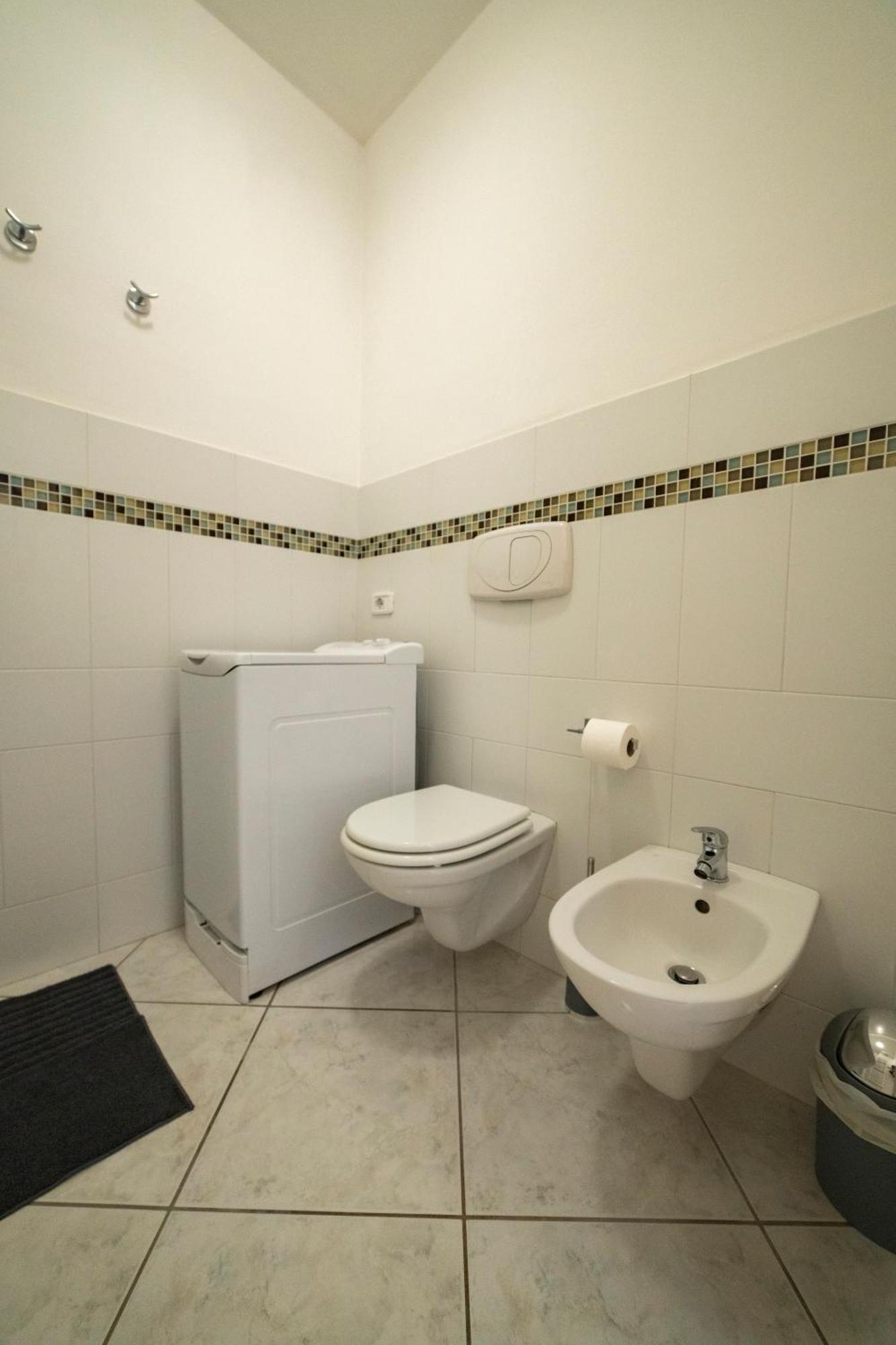 Casa Vacanze La Petite - Delizioso Bilocale A Due Passi Da Centro E Mare Porto Recanati Kültér fotó